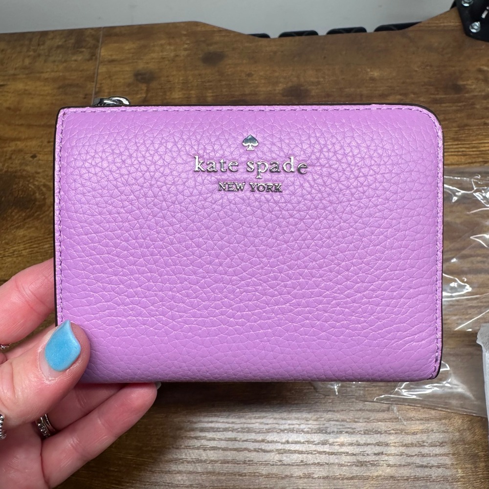 NEW Kate Spade New York Lena Small L-Zip Bifold Wallet Wisteria Purple KL842